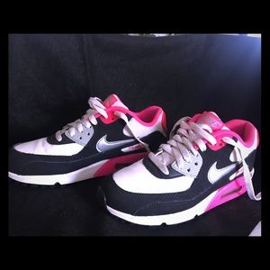 Airmax 90 (Size 5Y)